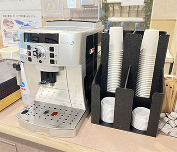コーヒー飲み放題